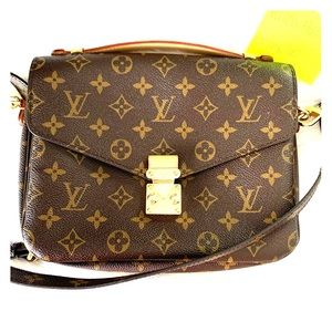 100% Authentic Monogram Pochette Métis